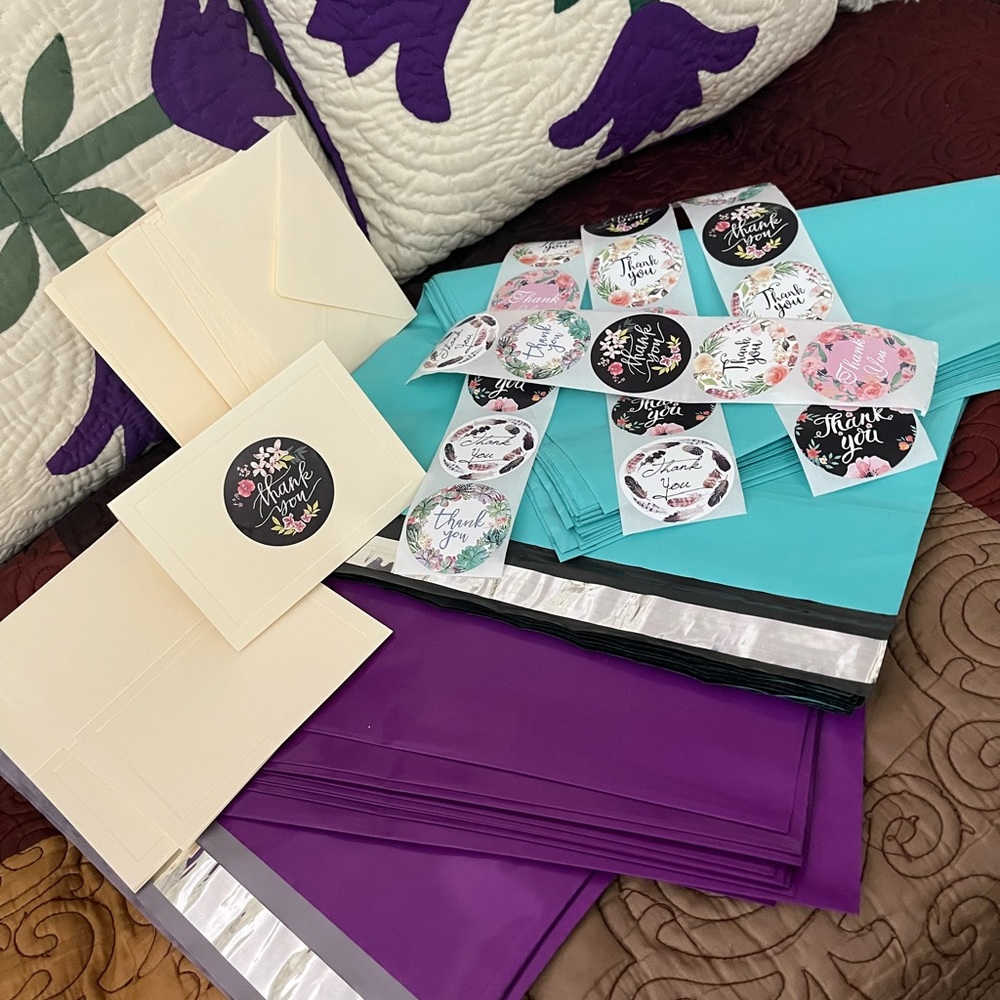 40 Poly mailers / 30 thank you stickers/10 empty cards w/ envelope/ - Picture 2 of 5